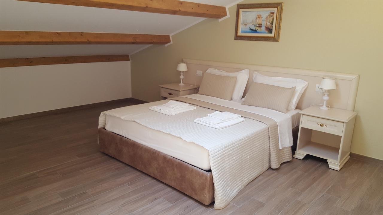 Villa Cavour Comacchio Phòng bức ảnh