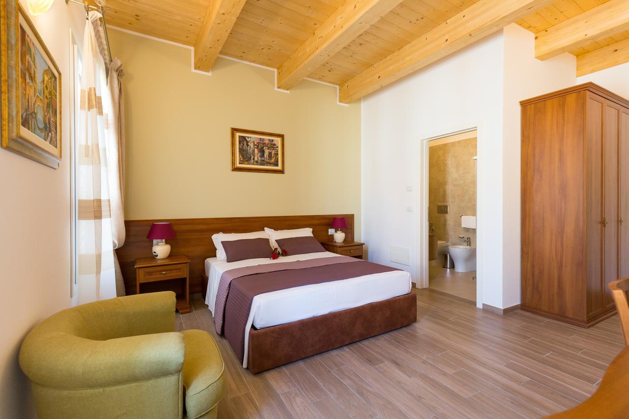 Villa Cavour Comacchio Phòng bức ảnh